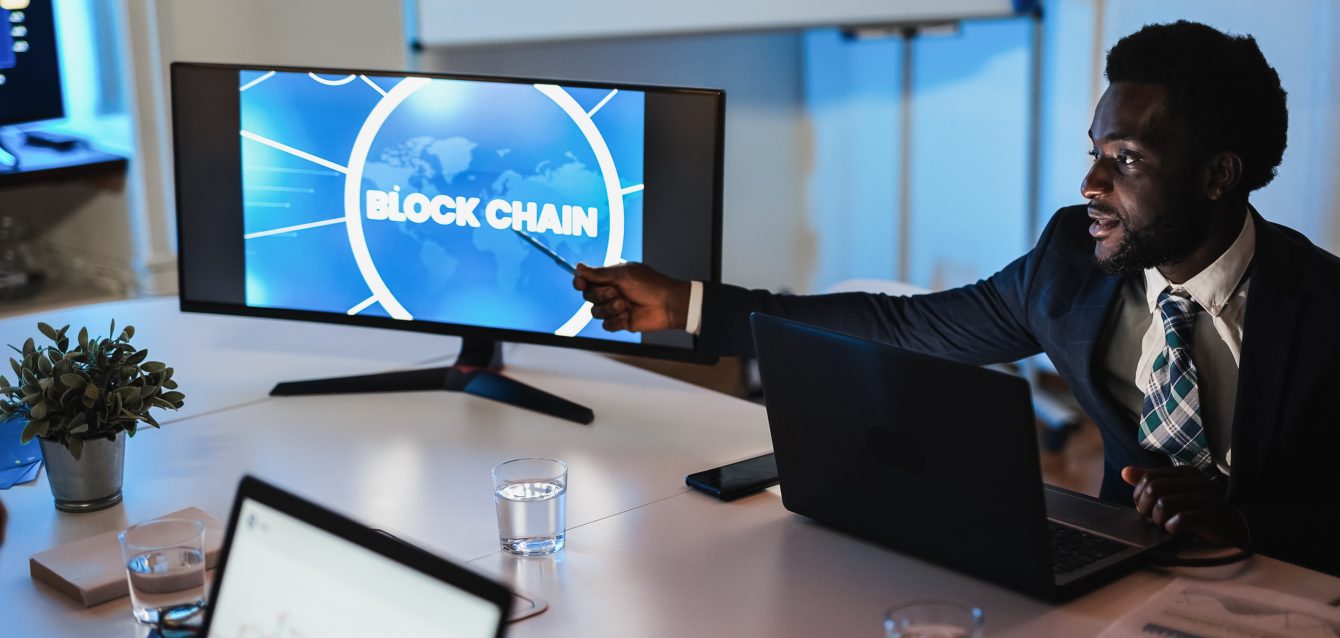 multiracial-trader-team-making-blockchain-research-2026-01-11-08-11-25-utc multiracial-trader-team-making-blockchain-research-2026-01-11-08-11-25-utc